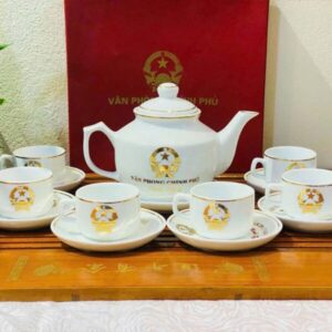 Bộ Ấm Chén HongKong Ép Kim Logo Công Ty